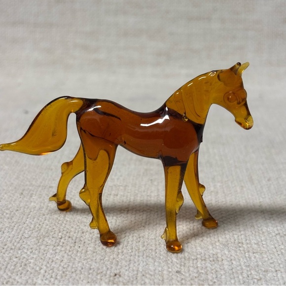 Vintage Small Amber Artisan Glass Horse - Picture 1 of 5
